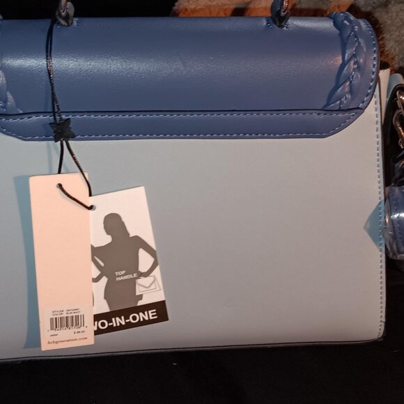 Purses - Picture 8 of 11